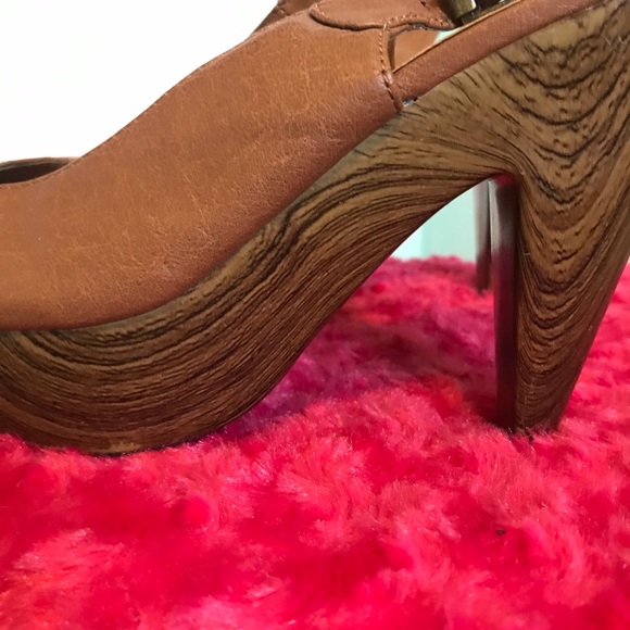 Brown Heels - Picture 2 of 6